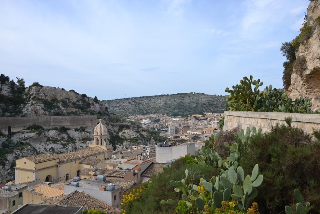 Sanbartolomeo Casa & Putia Bed & Breakfast Scicli Luaran gambar