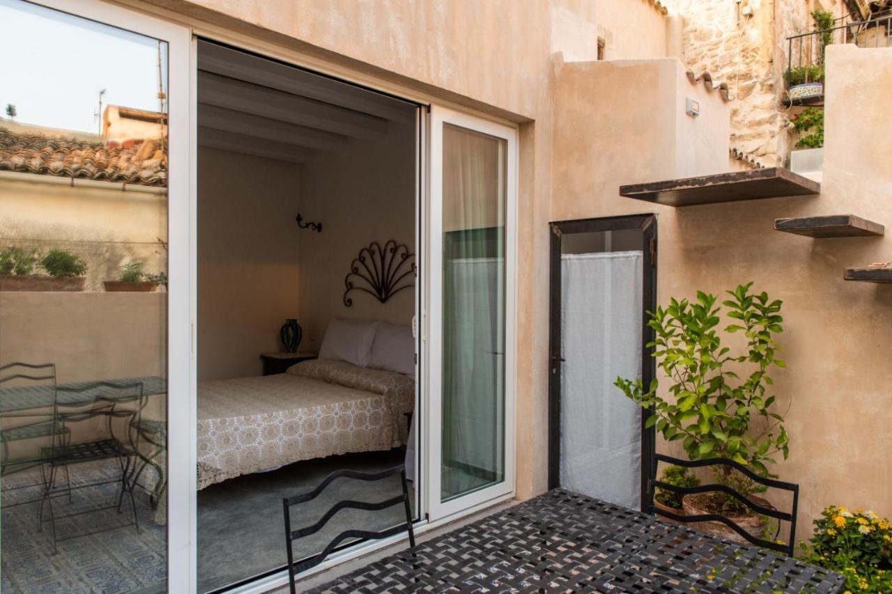 Sanbartolomeo Casa & Putia Bed & Breakfast Scicli Luaran gambar